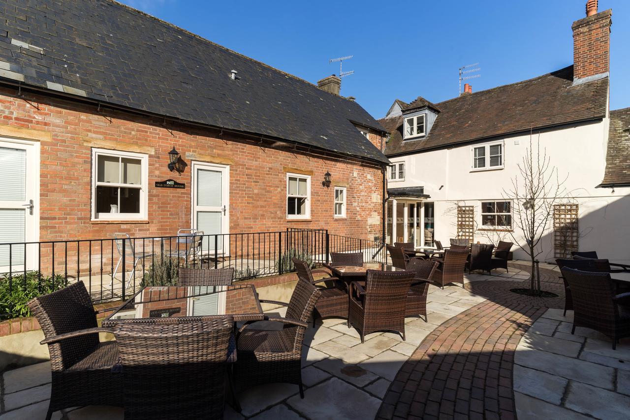 Greyhound Inn Wilton Wilton  ภายนอก รูปภาพ